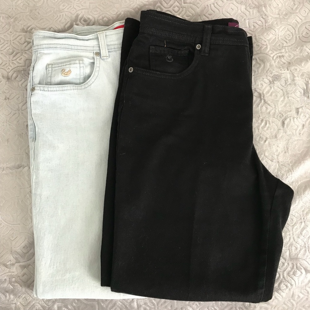 Bundle - 2 Pairs of Jeans